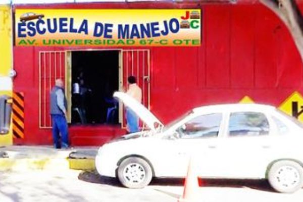 Escuela de Manejo JC en Querétaro
