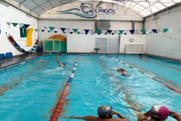 Escuela de Natación Acuatics Natación Educativa en Irapuato