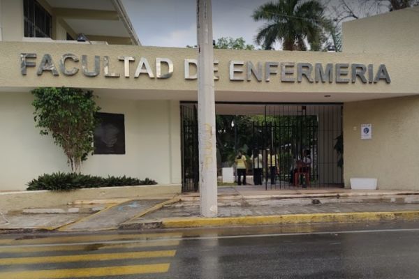 Facultad de Enfermería UADY en Mérida