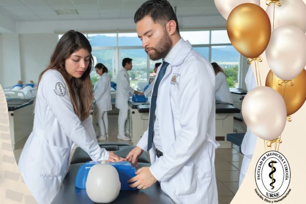 Facultad de Medicina y Cirugía URSE en Oaxaca