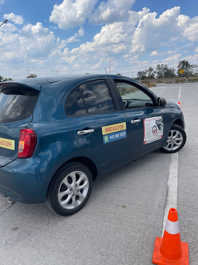 Auto Escuela de Manejo Qro Mex en Querétaro