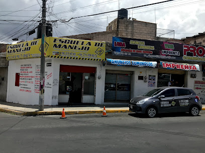 Escuela de Manejo Aryos en Pachuca de Soto