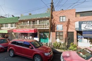 Escuela de Manejo Gpo. AV en Gustavo A. Madero