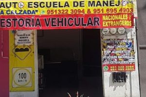 Escuela de Manejo La Calzada en Oaxaca de Juárez