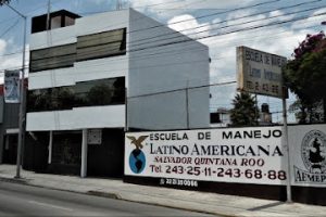 Escuela de Manejo Latino Americana en Puebla