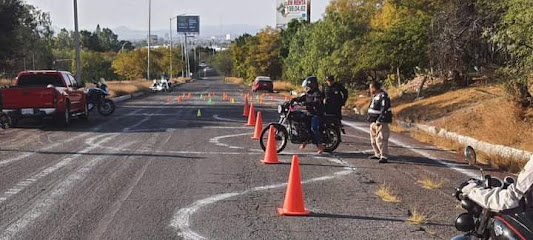 Escuela de Manejo Para Motocicleta RMUQSC en Querétaro