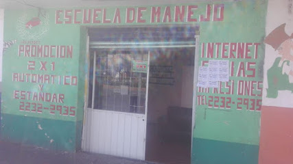 Escuela de Manejo y Café Internet en Nezahualcóyotl