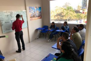 Academia Europea (Blvd. J. J. Torres Landa) en León