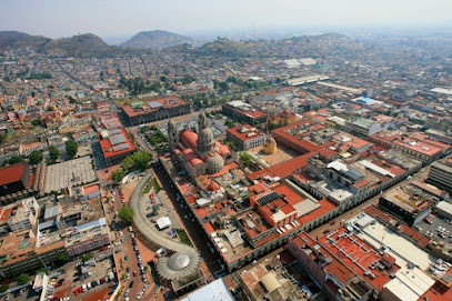 Centro Cultural Cambridge en Toluca de Lerdo