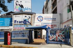 Centro de Idiomas y Computación en Acapulco