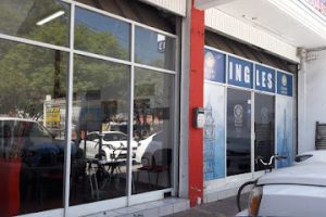 Golden English La Aguilas en Zapopan