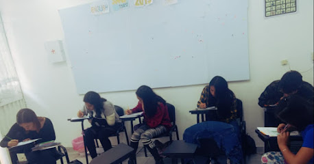 Espacio de Regularización y Clases de Inglés en Coyoacán